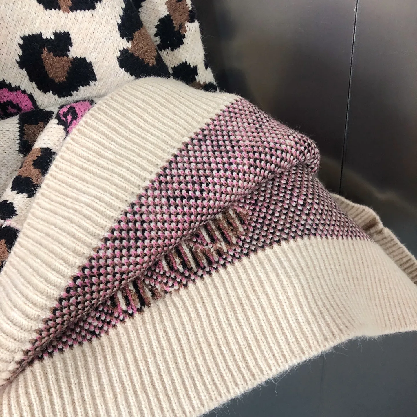 الكورية نمط الرجعية ليوبارد طباعة اللون كتلة معطف بقلنسوة الخريف الشتاء الشباب الكرتون الجاكار البلوز تريكو Y2k سترة #6