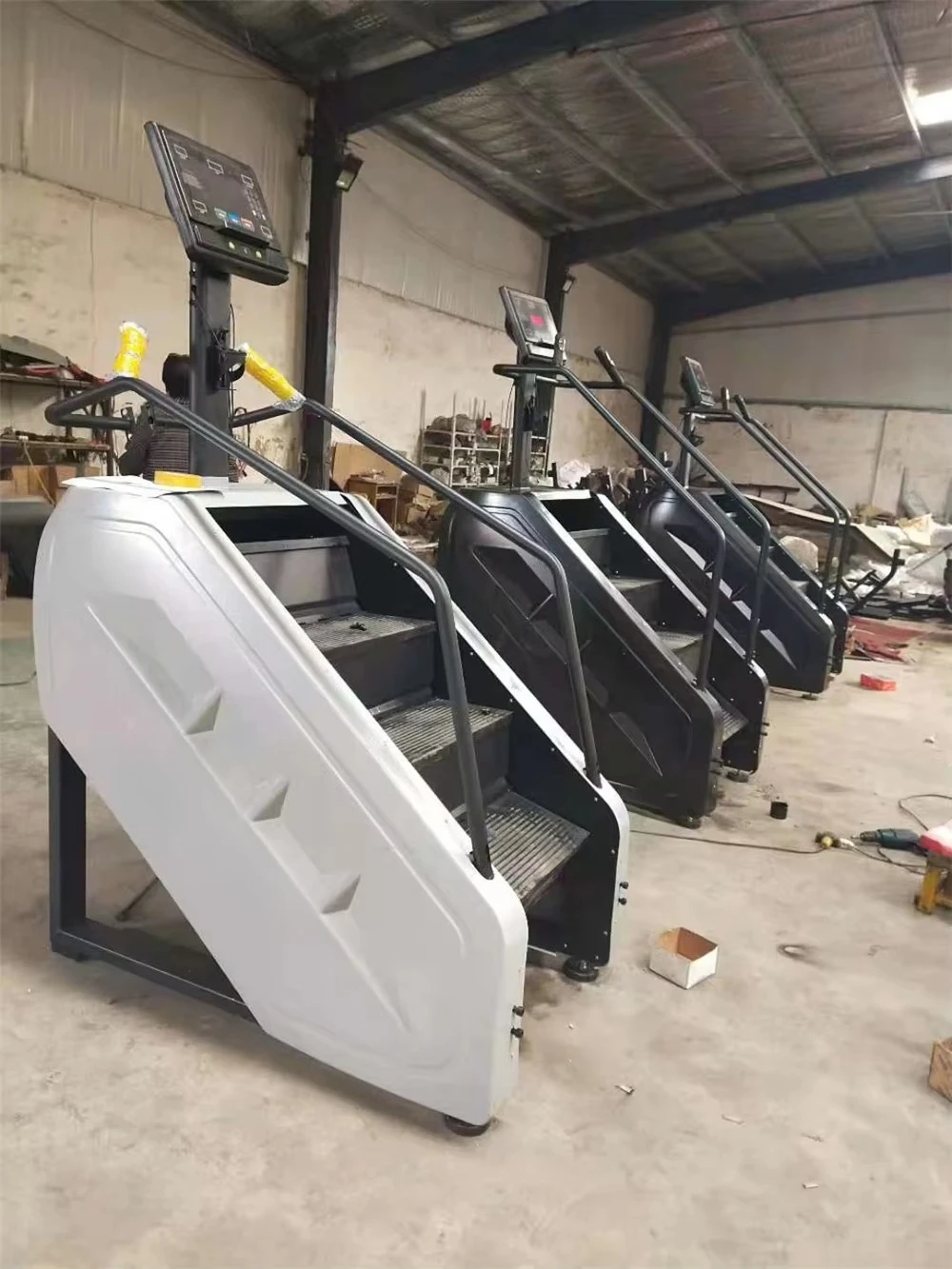 Image 4: Machine d'escalade motorisée à prix d'usine avec logo client et résistance réglable