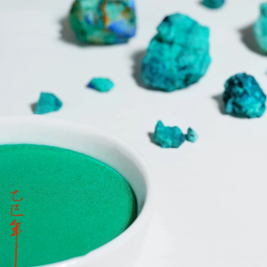 

Кустарный китайский малахитовый зеленый минеральный пигмент — традиционный воздушный пигмент, естественная вариация цветов, разбронирующий художник