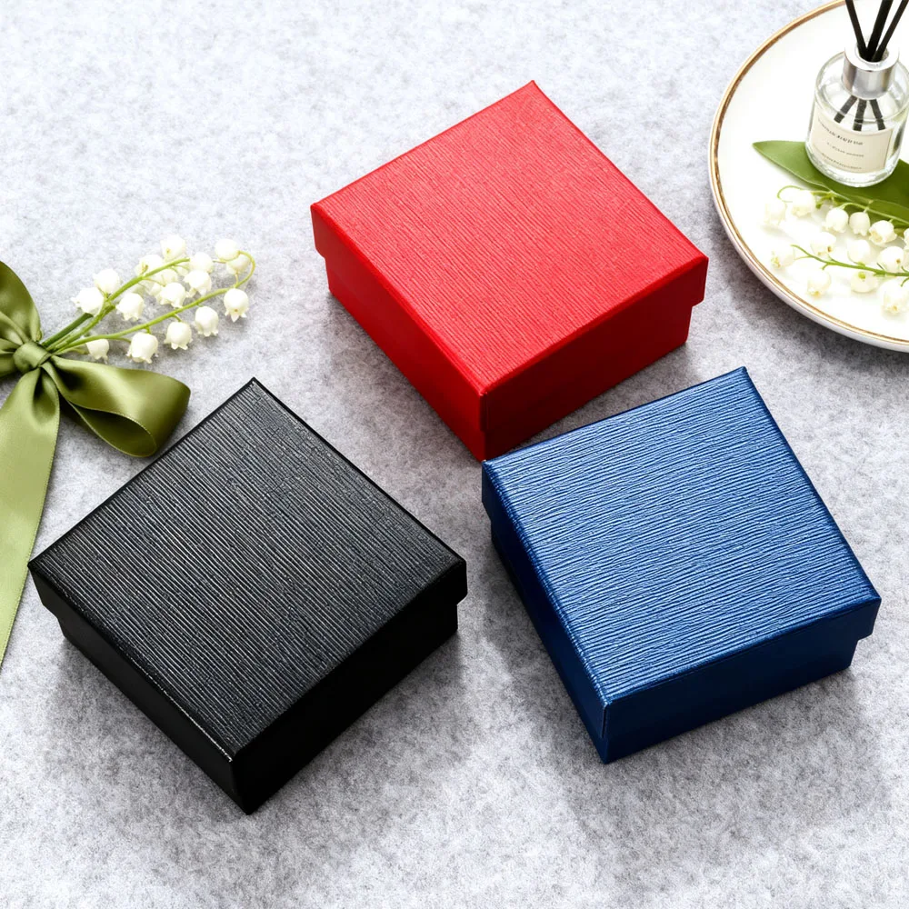 

Коробка для часов Ювелирный магазин Аксессуары Коробка для хранения часов Ювелирная подарочная упаковка Упаковочные коробки Браслет Витрина Дорожная шкатулка для драгоценностей