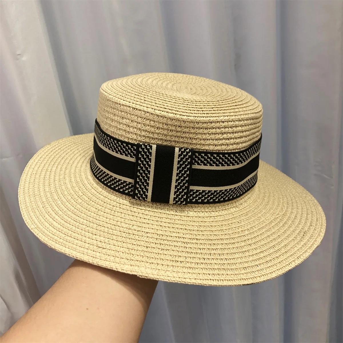 Luxurious Design Summer Women\'s Straw Flat Top Hat Fashion Imitation UV Beach Vacation Visor Bucket Hat