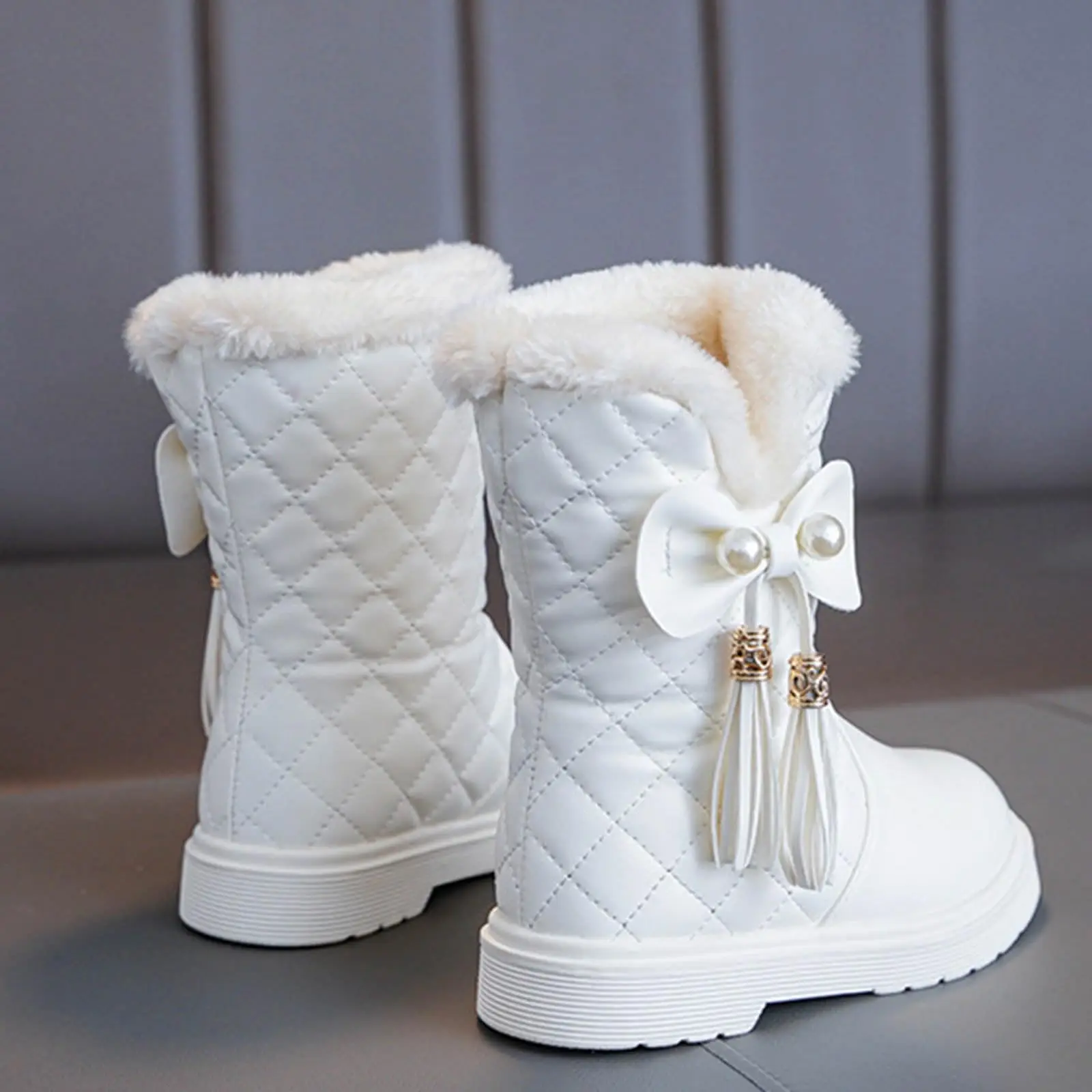 Fall and Winter Thickened Outdoor Ski Playing Warm Mid-length Boots for Girl Fashionable Solid Color Casual Comfortable Shoes