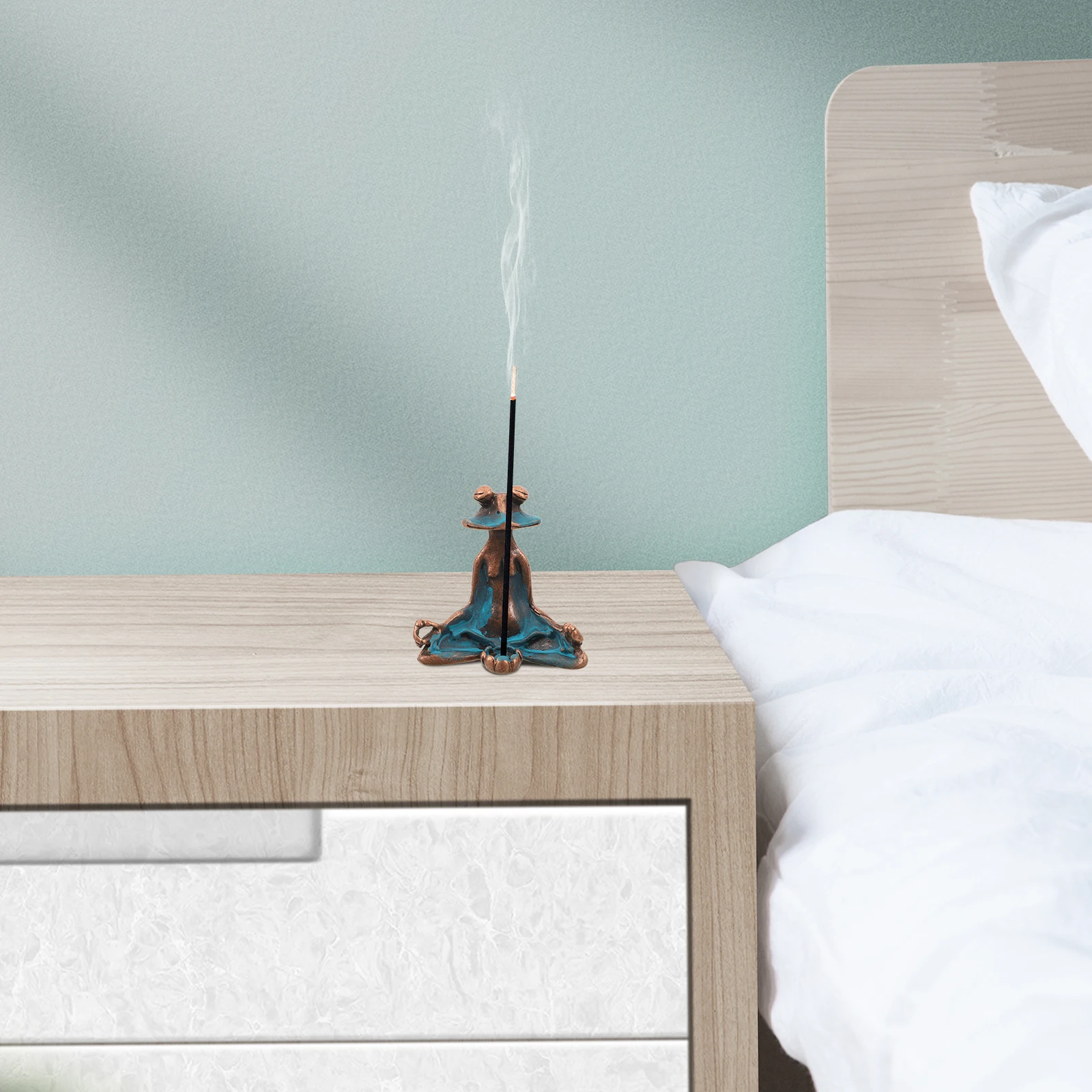 

Frog Shaped Incense Holder Unique Design Aromatherapy Burner Meditating Statue For Yoga Zen Decor Living Room Garden Outdoor