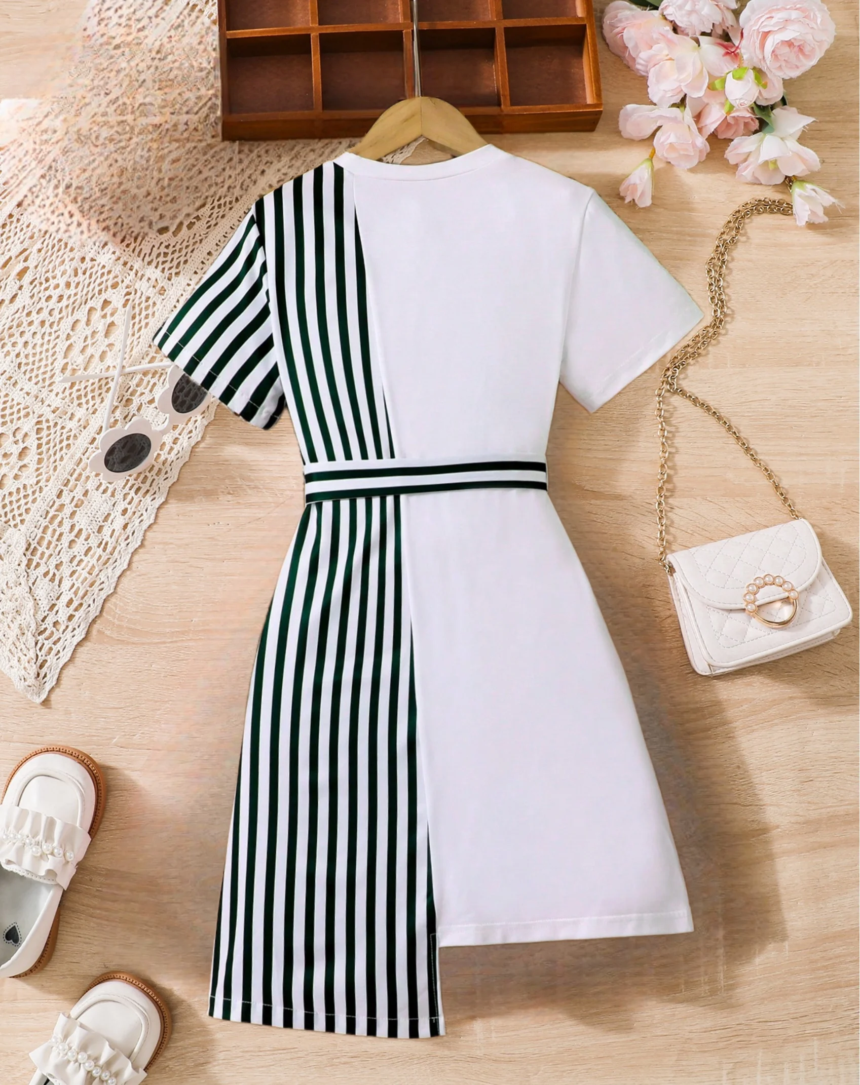 Girls black and white striped dress: stylish belt design, elegant bow decoration