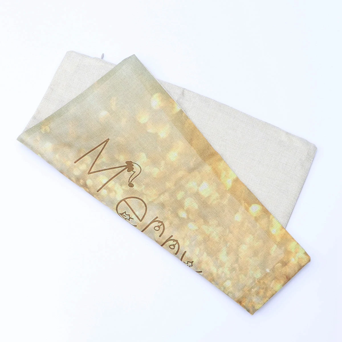 

24 Pieces Christmas Throw Pillow Covers 45x45cm Decorative Linen Cushion Case for Sofa Couch Bed Chair Party Home Decoration