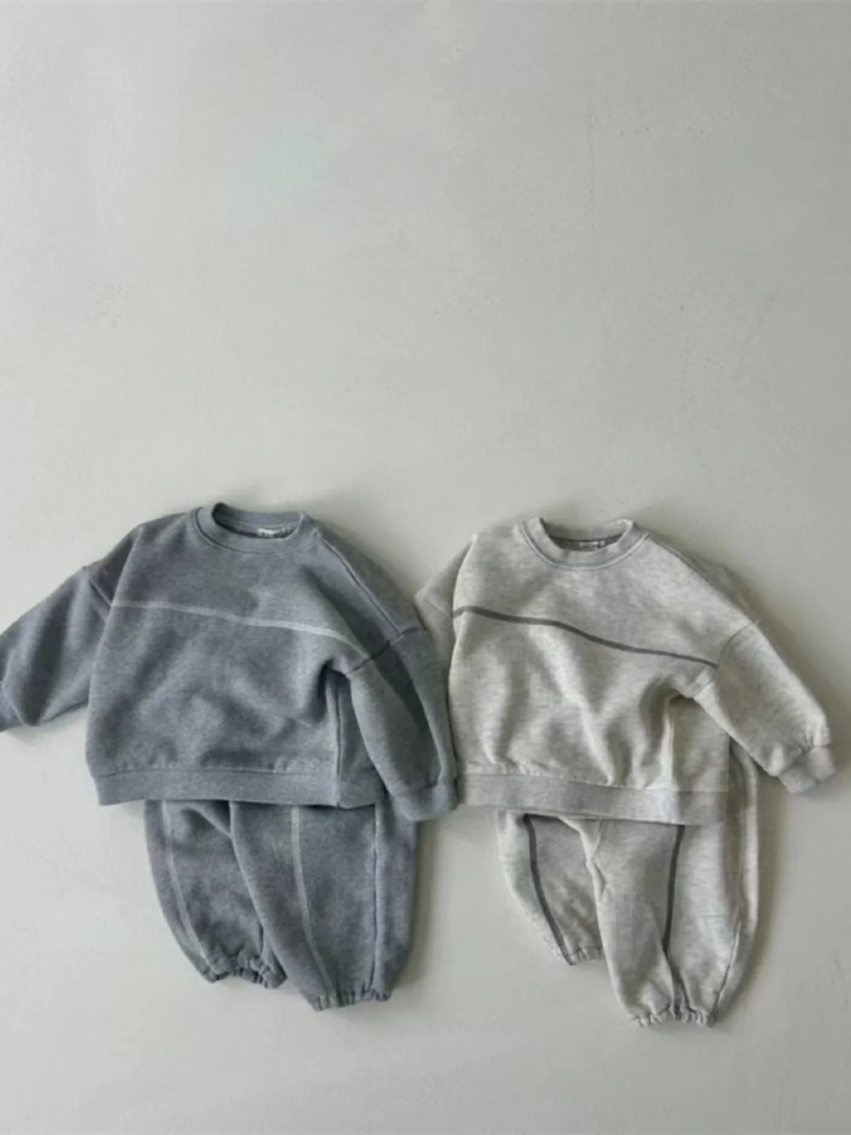 طقم سترة وبنطلون بتصميم كوري بسيط للجنسين، مصنوع من مزيج القطن، مريح وعصري للأطفال الرضع والصغار، مناسب للربيع والخريف