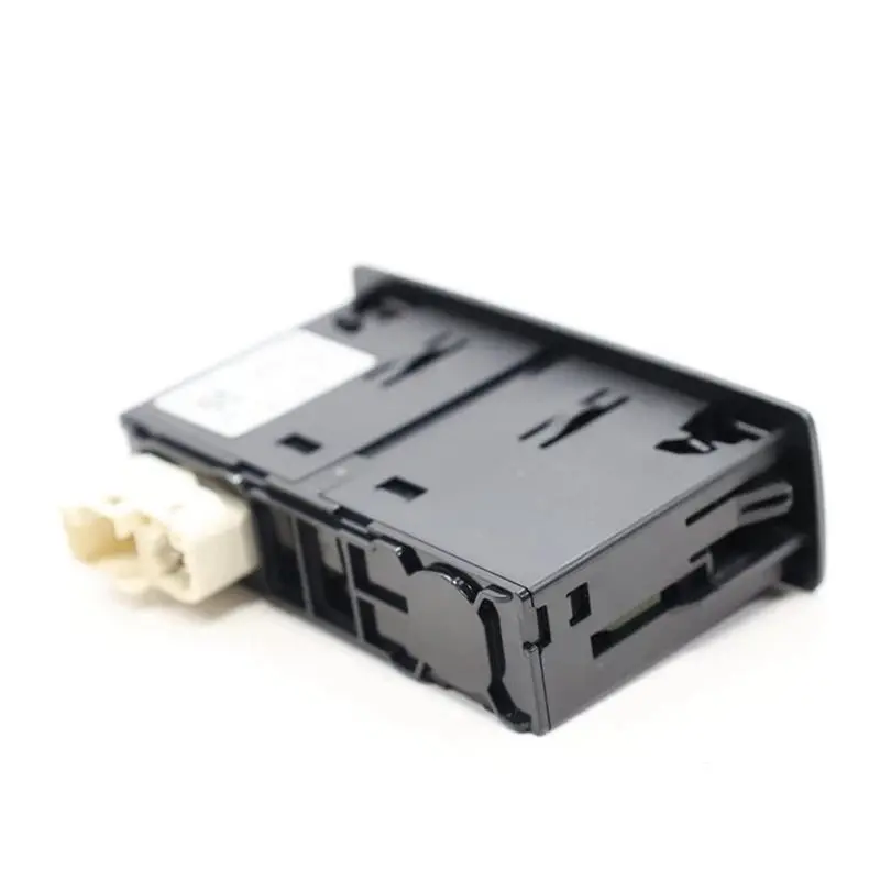For Mercedes Benz V GLC GLE A1678201302 Car USB Connecting Unit 1678201302