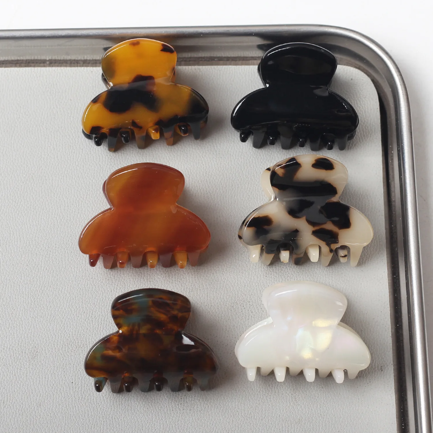 Рисунок 2 - маленькие мини-когти для волос