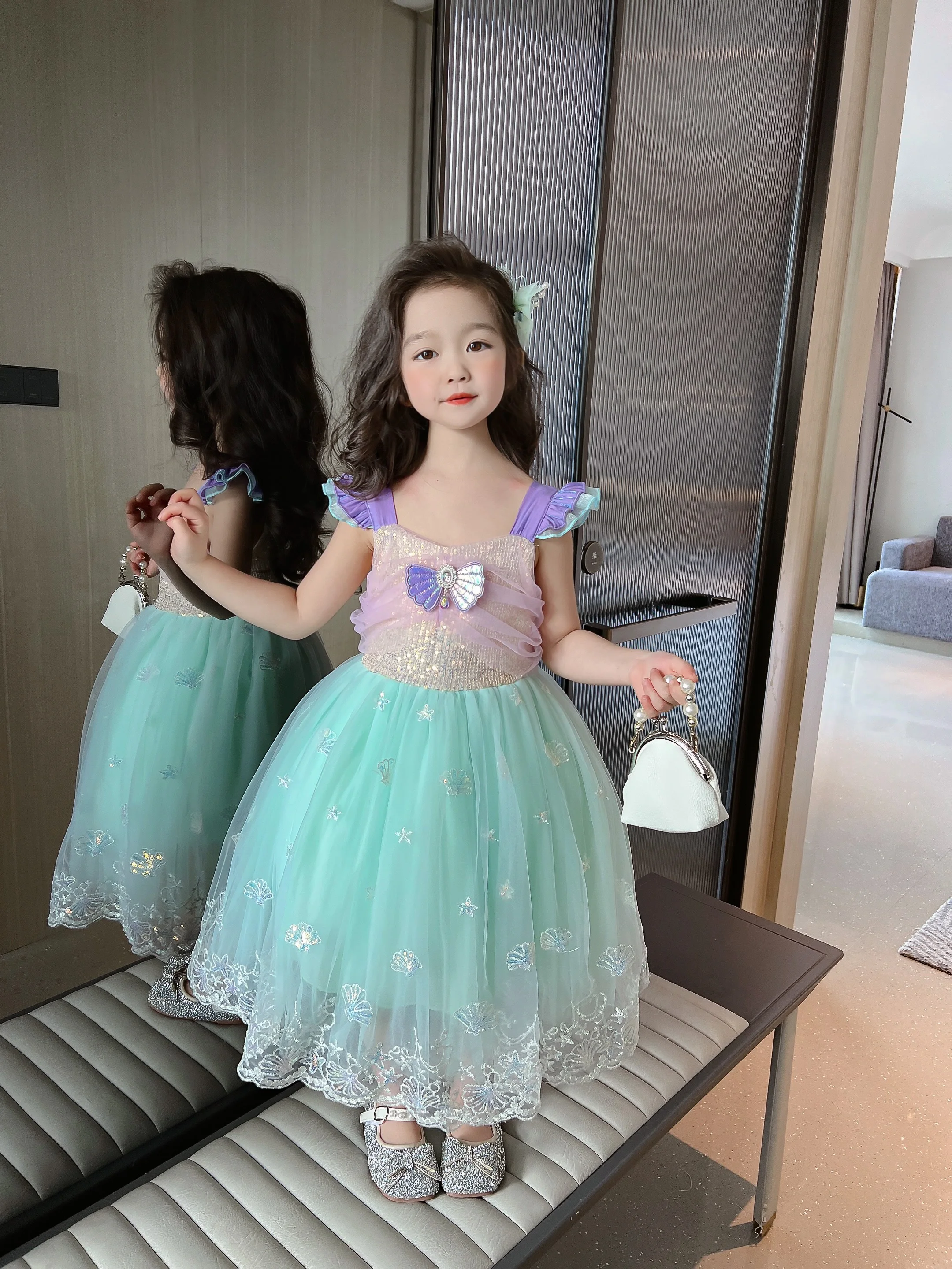 Girls cute stunning flying sleeves mesh stitching sequin design shell bow decoration mermaid princess dress, Halloween dress up