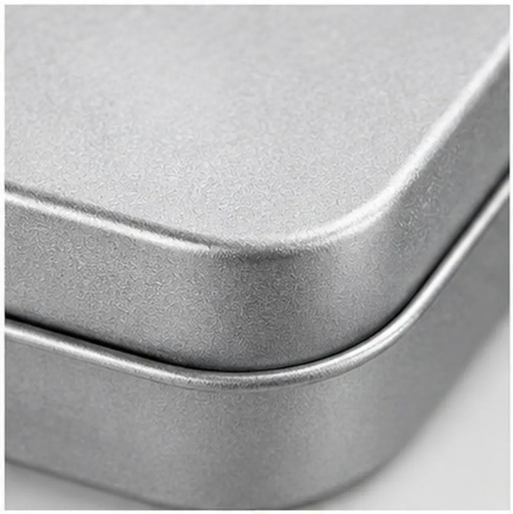 2Pcs Small Metal Tin Boxes with Hinged Lids Rectangular Tinplate Design for Candies Storage Freshness Keeping Portable
