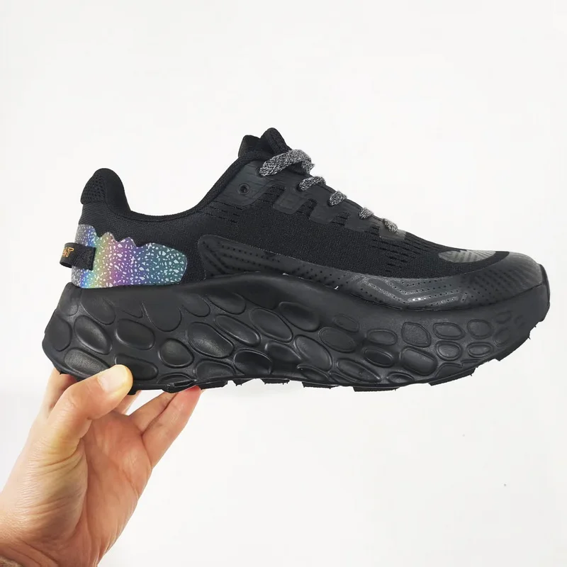 Hot-selling New arrival: lightweight, durable, high-quality professional running trainers. Powerful marathon shoes. Excellent.