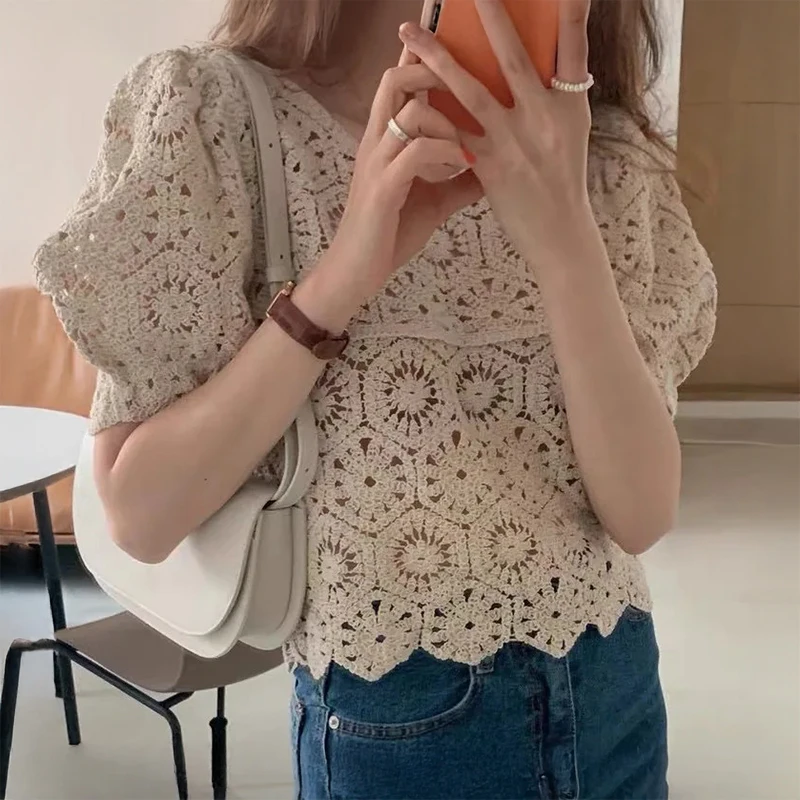 

Crochet Lace Top Puff Sleeve Hollow-out Openwork Knit Top Blouse Shirt Women Spring Summer Boho Vacation Vintage Cottagecore