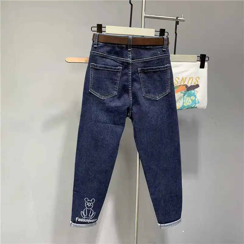 High-quality 2025 Spring New Cute Bear Embroidery Dark Blue Harlan Jeans Versatile Small Foot Low Rise Jeans Cargo Pants Women