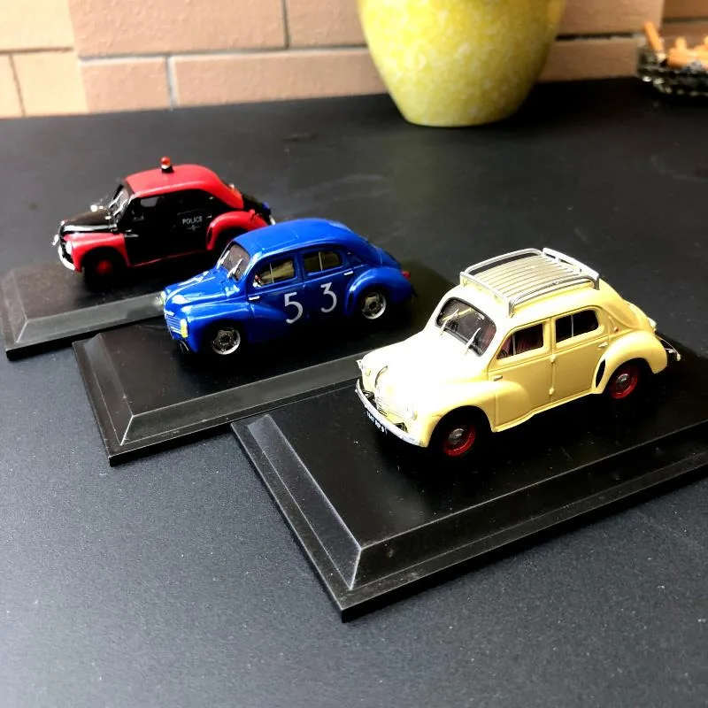 

1/43 New Arrival Special Price Diecast Metal Classic French 4CV Car Model Furniture Display Collection Toys For Children