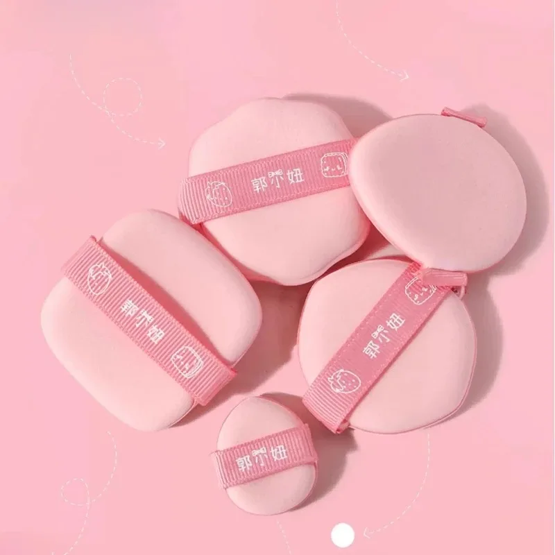 GUOXIAONIU 5 Stück Rosa Puder-Foundation-Schwämmchen Nass und Trocken Verwendbar Weicher Mini-Schwamm Mischapplikator Detaillierte Make-up-Schwämmchen-Werkzeuge