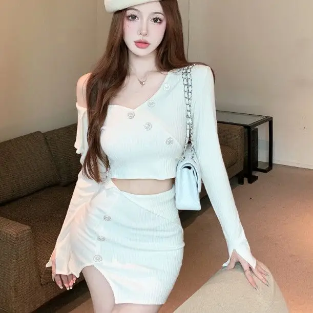 Chic Knitted Shirt Design Sense Set New Spicy Girl Pure Desire Style Short Sleeve Top Split Half Skirt