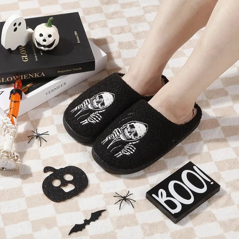 

Winter Warm Slipper Women Love Heart Skull Men Male Home House Fuzzy Shoes Plush Indoor Floor Non Slip Female Halloween Hairy