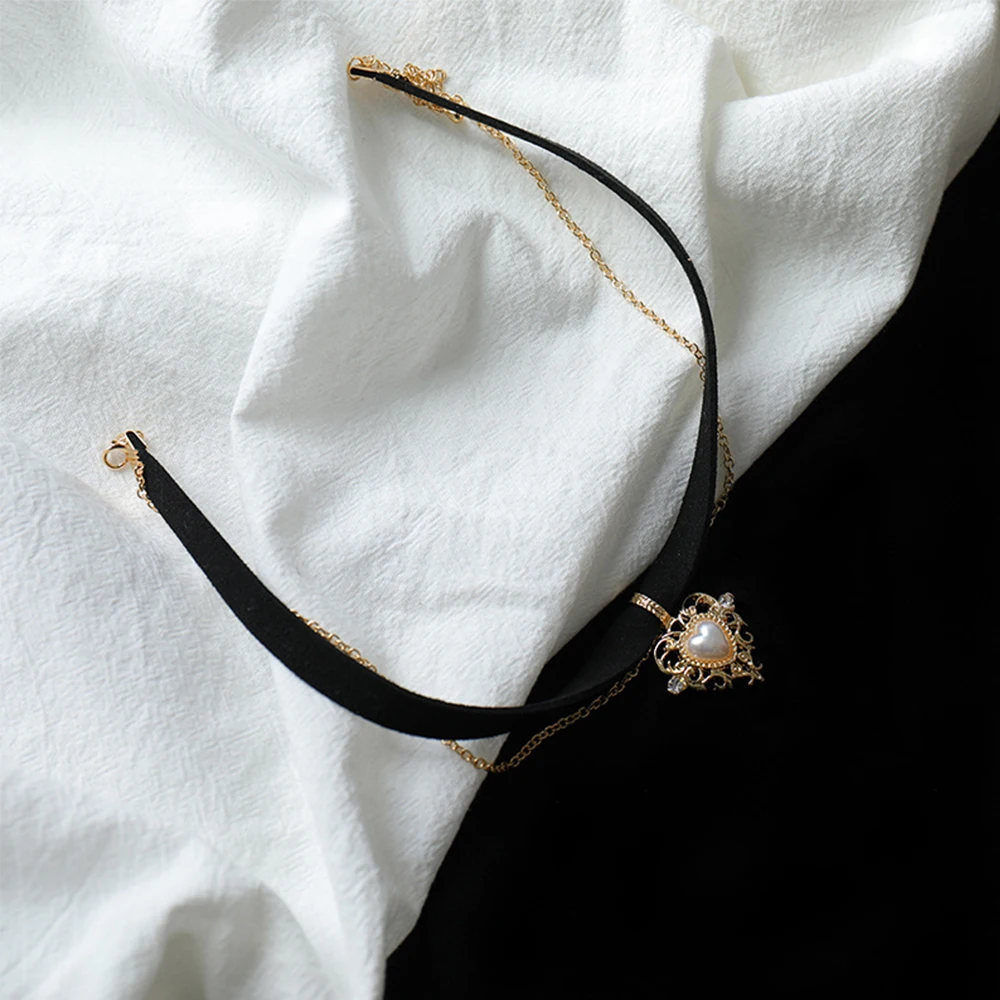 Vintage Velvet Black Choker Love Heart Pendant Imitation Pearls Short Chain Necklace For Women Girls Gifts Party image 4