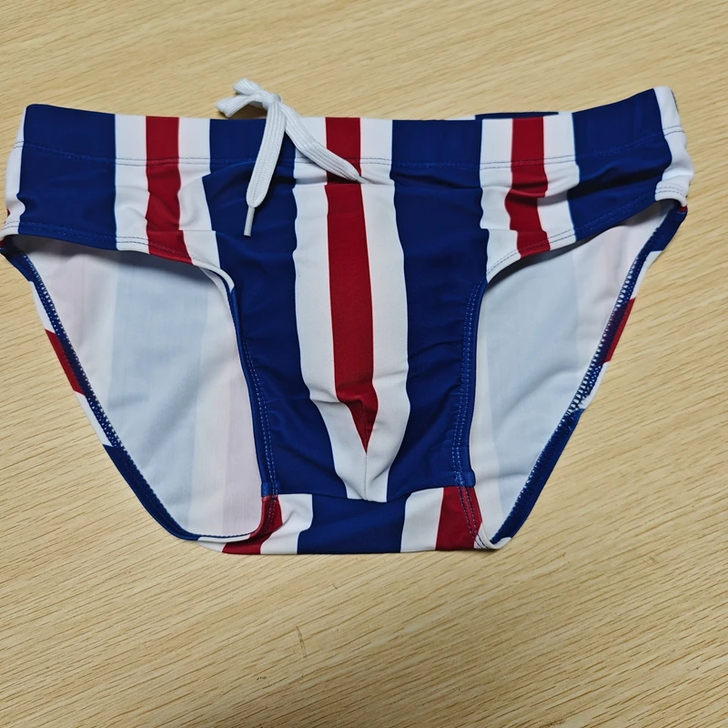 Physical photo without beauty original camera men's briefs seaside beach color 10030zb