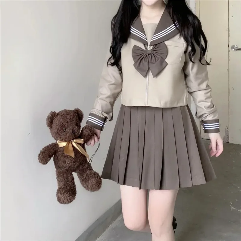 女の子の日本の制服、アニメのコスプレスーツ、ダークブラウンセーラードレス、プリーツスカートセット、韓国のファッションコスチューム、jk