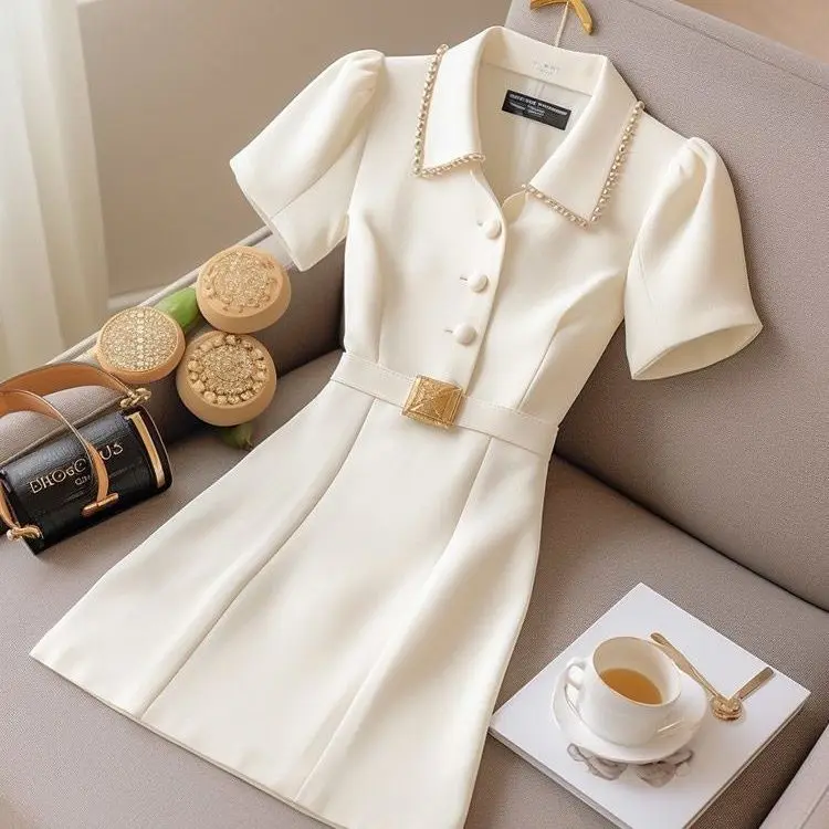 

White dress female summer 2024 new heavy industry beaded lapels advanced age-reducing temperament waist (with belt)