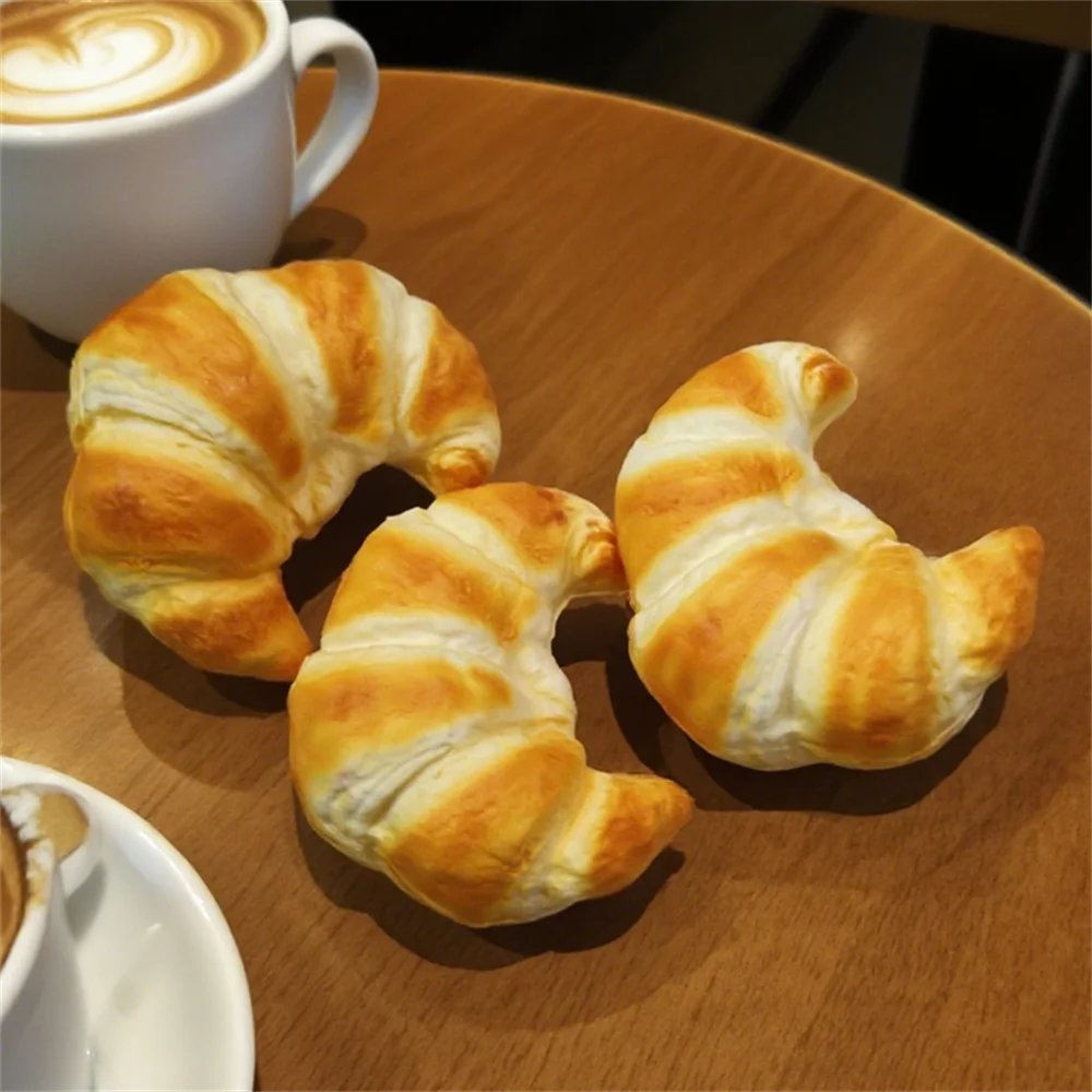 PU Simulation Croissant Realistic Bread Models European Alkaline Bread Decoration Ornaments Food Fake Toys Cake Home Display