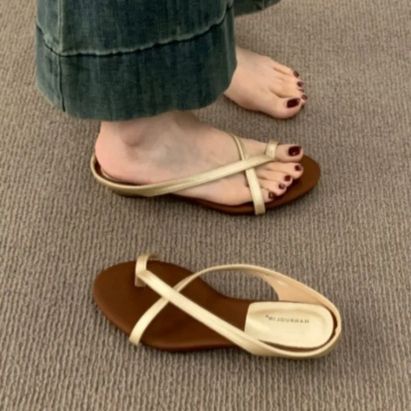 

Women's Fish Mouth Clip-toe Hollow Out Breathable Comfortable Slippers Summer 2026 New Women Fashionable Vintage Casual Sandals