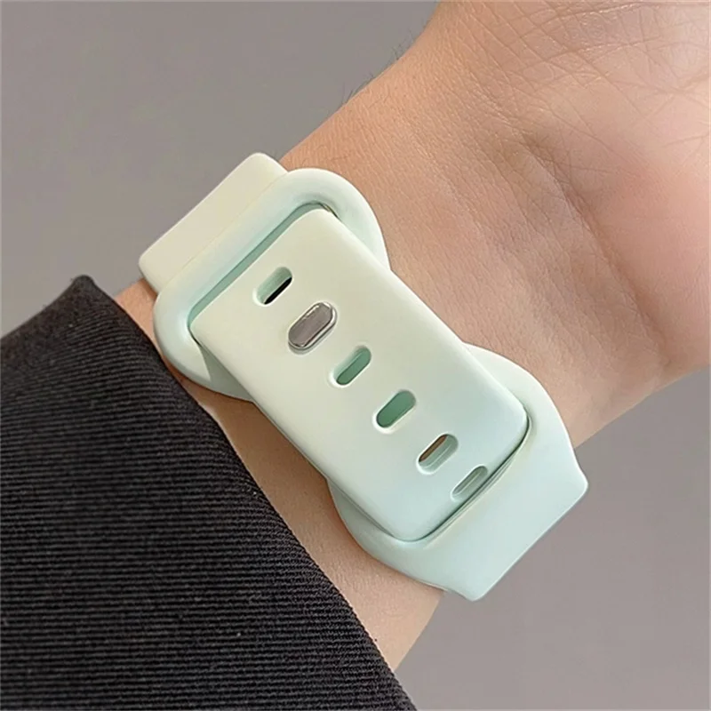 Cinturino sportivo in Silicone carino corea + custodia per cinturino Apple Watch Ultra2 49mm 45mm 44 41 42 Correa Band per Iwatch Series 9 8 SE 7 6