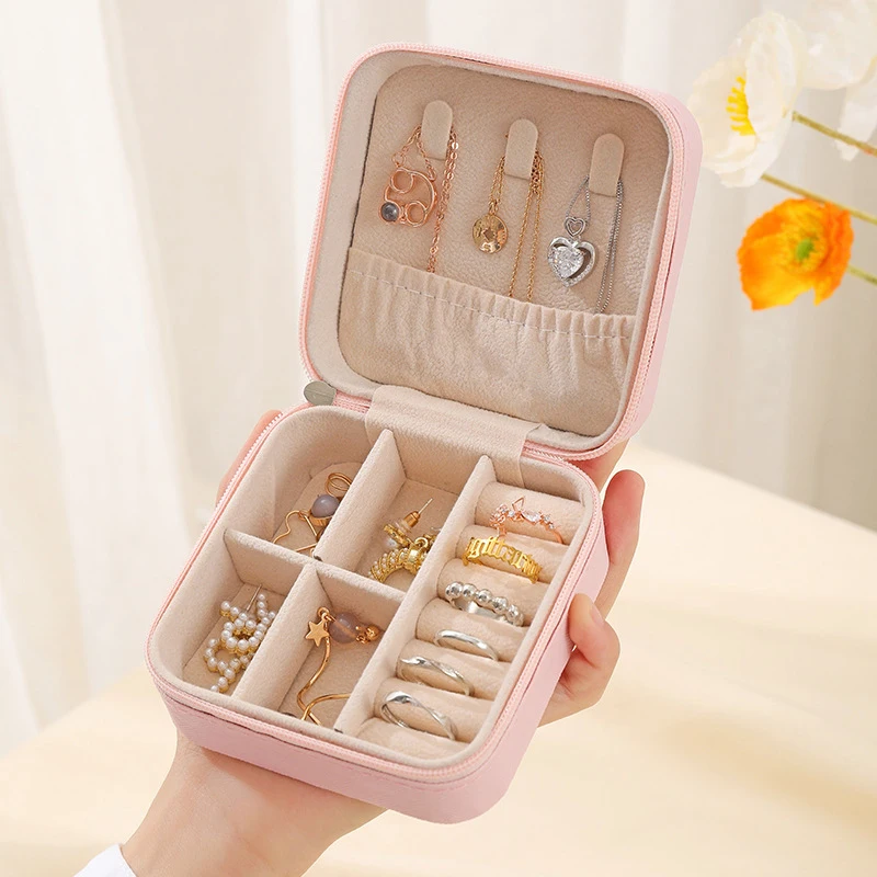 Portable Mini Jewelry Storage Box Travel Organizer Jewelry Case Leather Storage Earrings Necklace Ring Jewelry Organizer Display