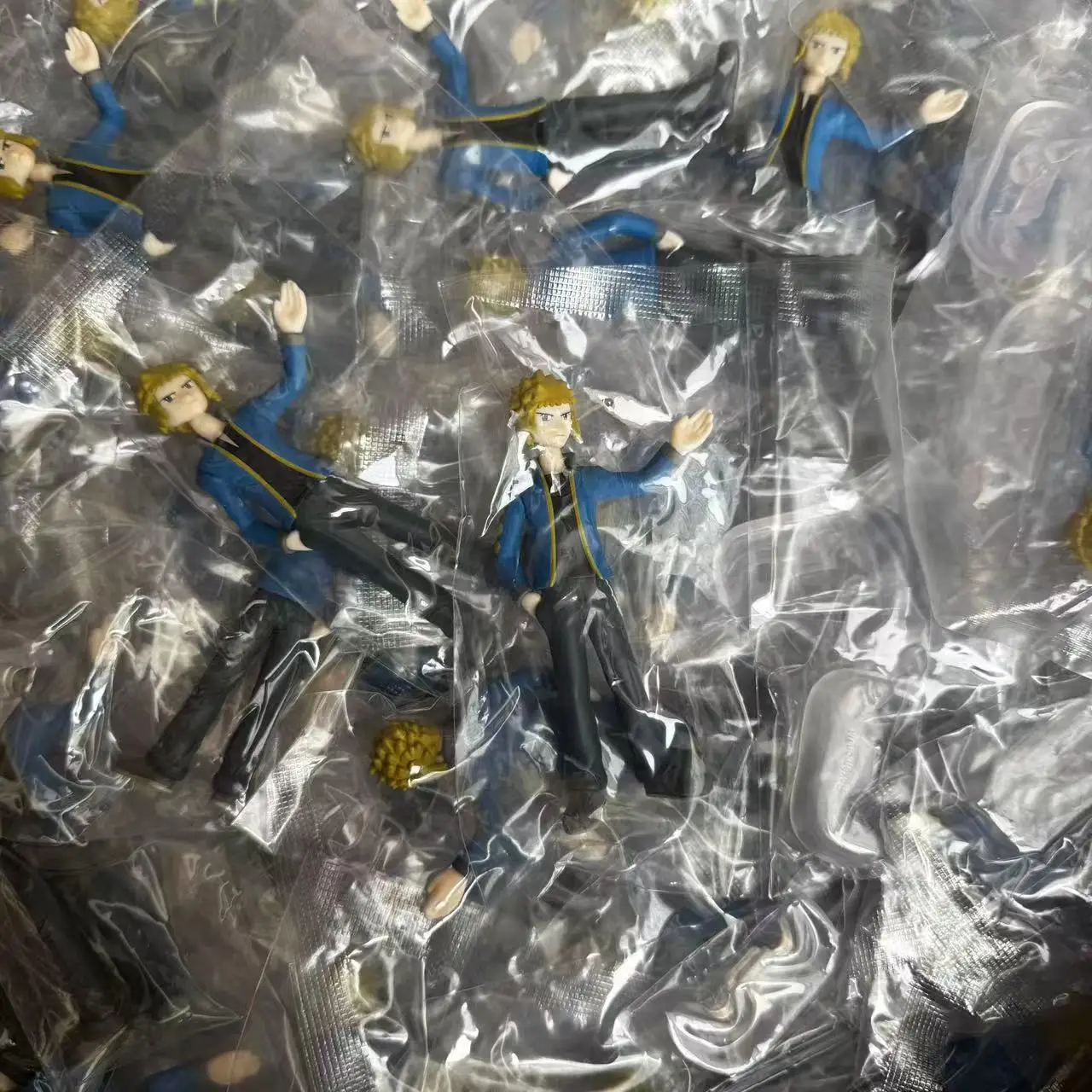 

Scale 1/20 Model Scale World EX GASHAPON Volkner Electivire Lovely Figure Ornaments Action FIGURE MODEL Toys