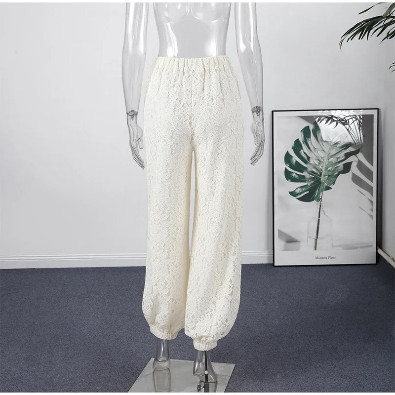 Lockere Spitzen-Bloomers für Damen 2026 – Elastische, hochtaillierte, ausgehöhlte, weiche Hosen für den Sommer im Bohemian-Stil für Damen – Detail 2
