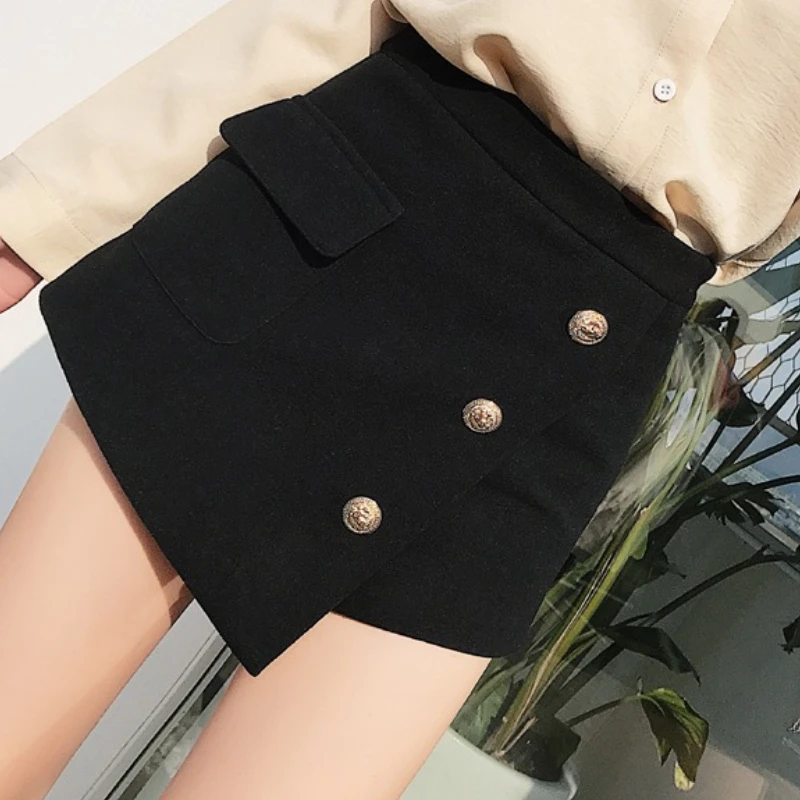 

Seoulish Autumn Vintage Black Woolen Women's Short Skirts 2025 New Buttons Irregular High Waist Casual A-line Skirts Female