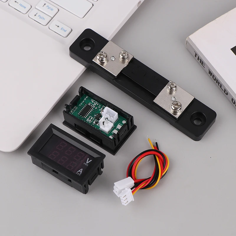 0.28 "Dual LED Display Mini Digital Volt Amp Meter: DC 0-100V 50A, with Voltage Current Detection and Shunt.