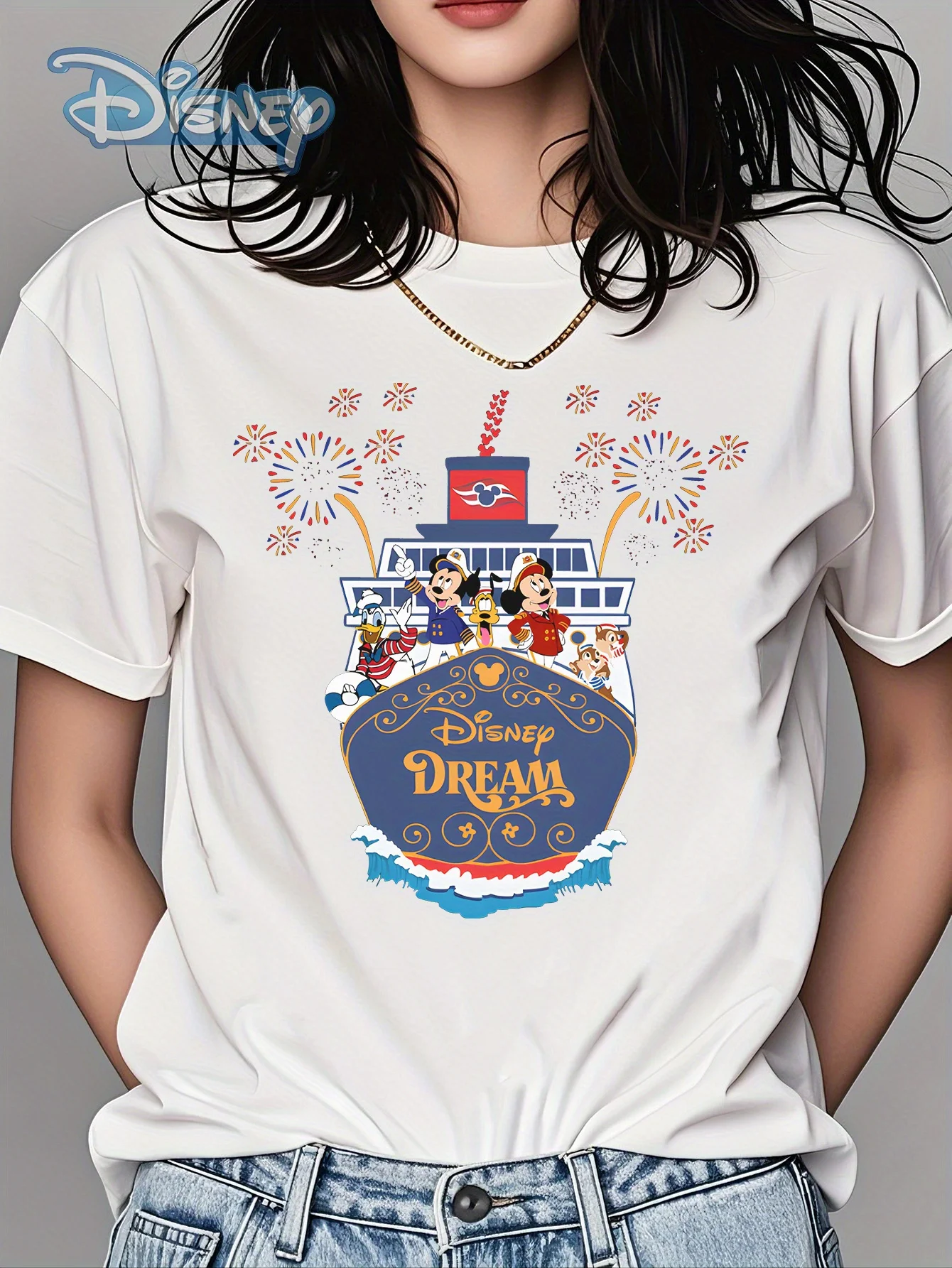 

Женская футболка с рисунком Disney Dream Cruise — дизайн «Меч» с Микки и друзьями, круизным кораблем и сердечками