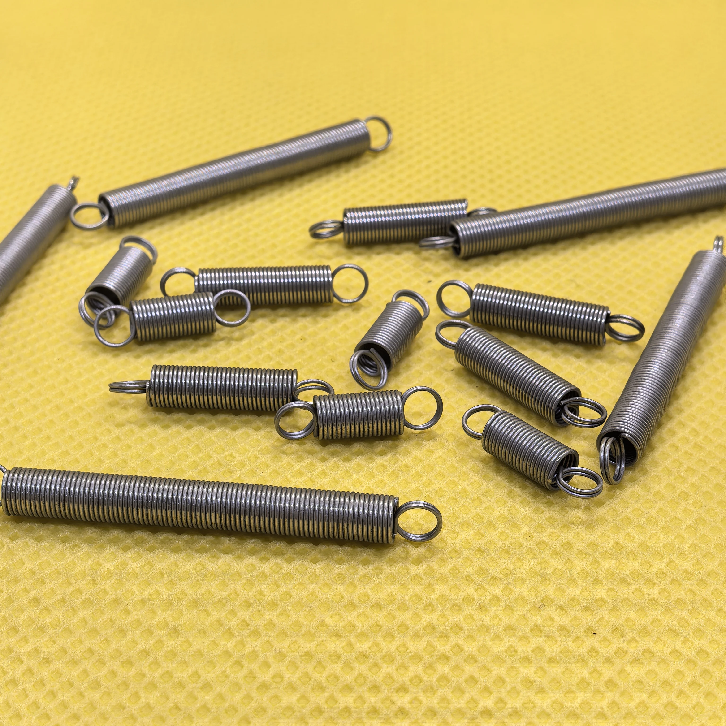 304 Stainless Steel Extension Spring, 1.5mm Wire Diameter, Double Loop S Hooks