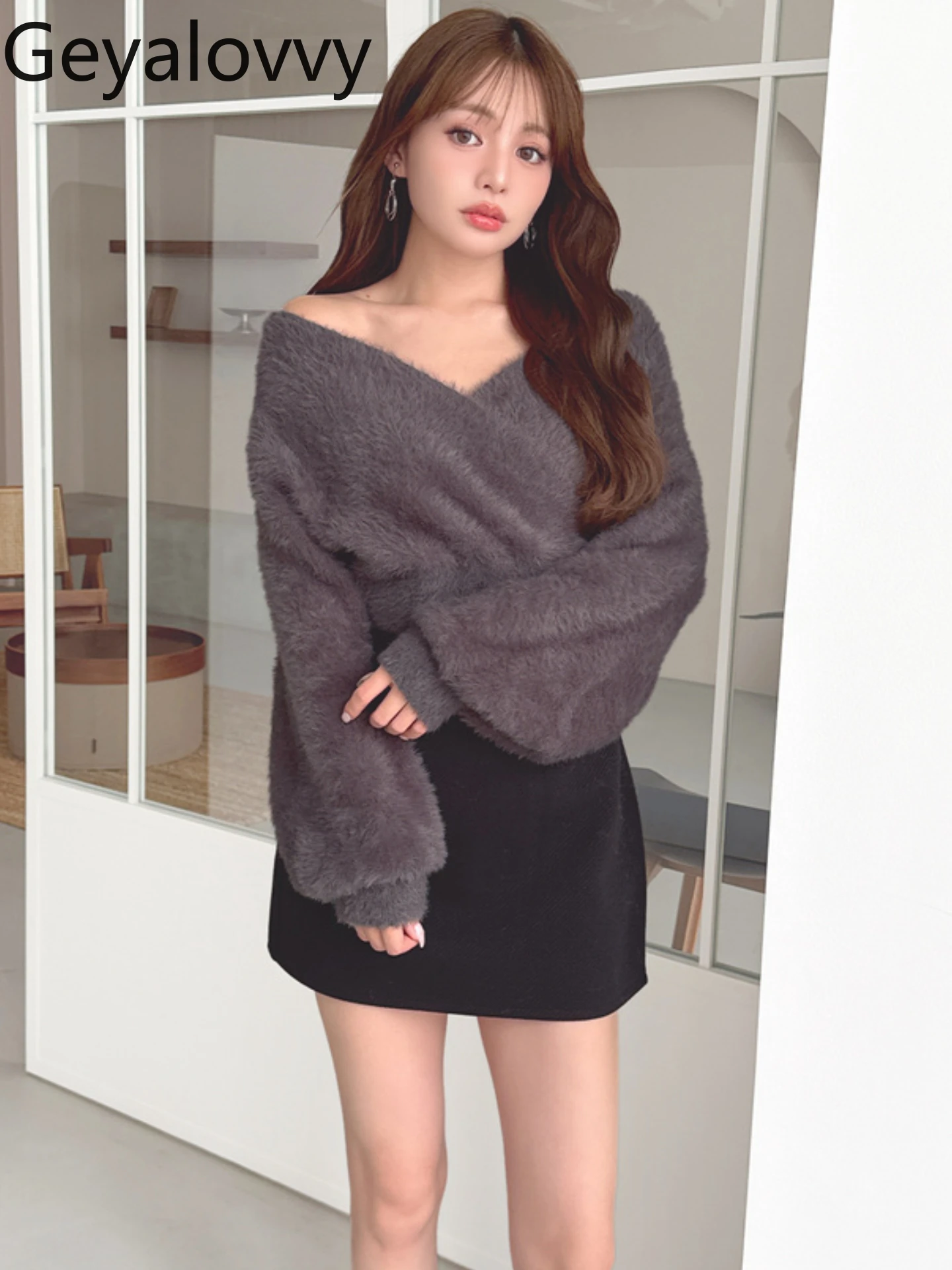Pullover lavorato a maglia tinta unita autunno inverno stile giapponese Dolce ragazza Versatile maglione corto con scollo a V a maniche lunghe