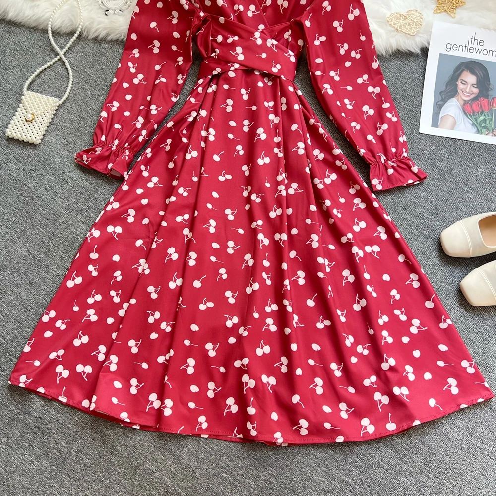 YuooMuoo فستان امرأة 2026 جديد أوروبا موضة أنيقة الخصر النحيف ضمادة فستان حفلة طويلة خمر Y2K الكرز طباعة ملابس حريمي