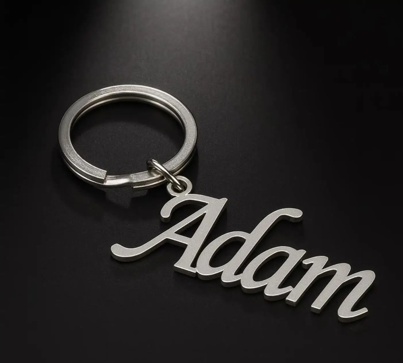 

Customized personalized metal decoration customized bag buckle men's and women's customized gold keychain gift steel keychain