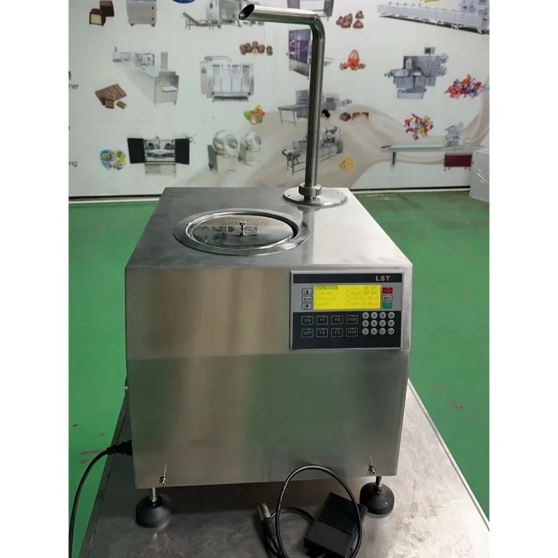 Многофункциональная дешевая полностью автоматическая мини-маленькая плавильная машина 8 кг, 15 кг, 30 кг, колесо для изготовления шоколада