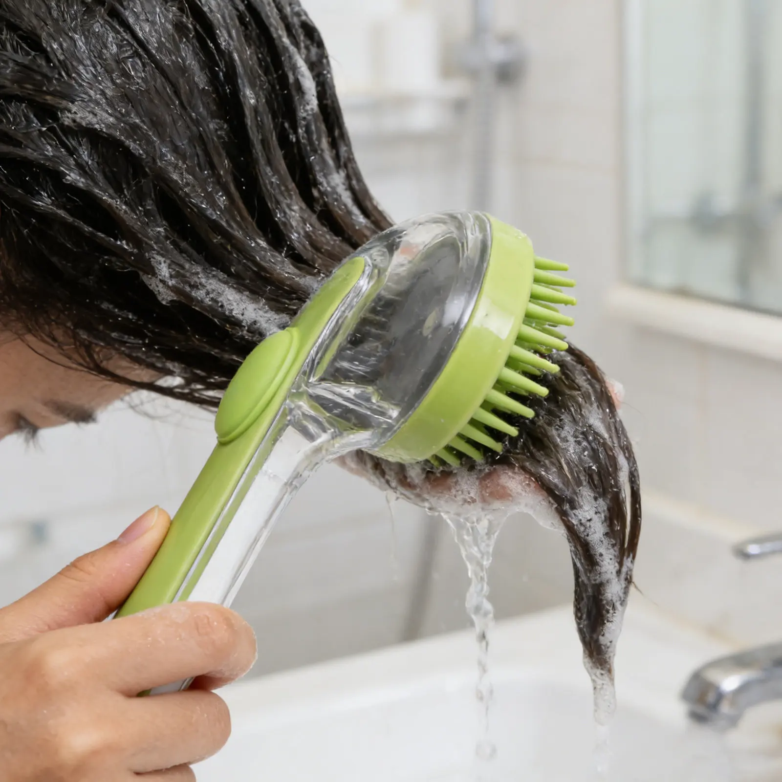 Extended Handle Scalp Massager Shampoo Brush Press Liquid Dispenser Hair Scrubber for Deep Cleaning Shower Hair Care Bath Tool