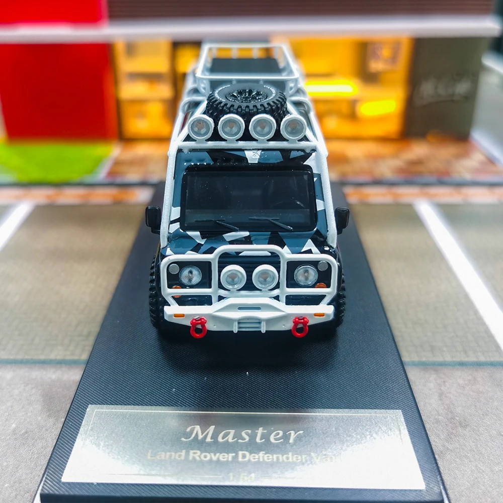 ماستر 1/64 لـ Defender Van Diecast Toys نماذج السيارات هدايا هواية مصغرة قابلة للجمع