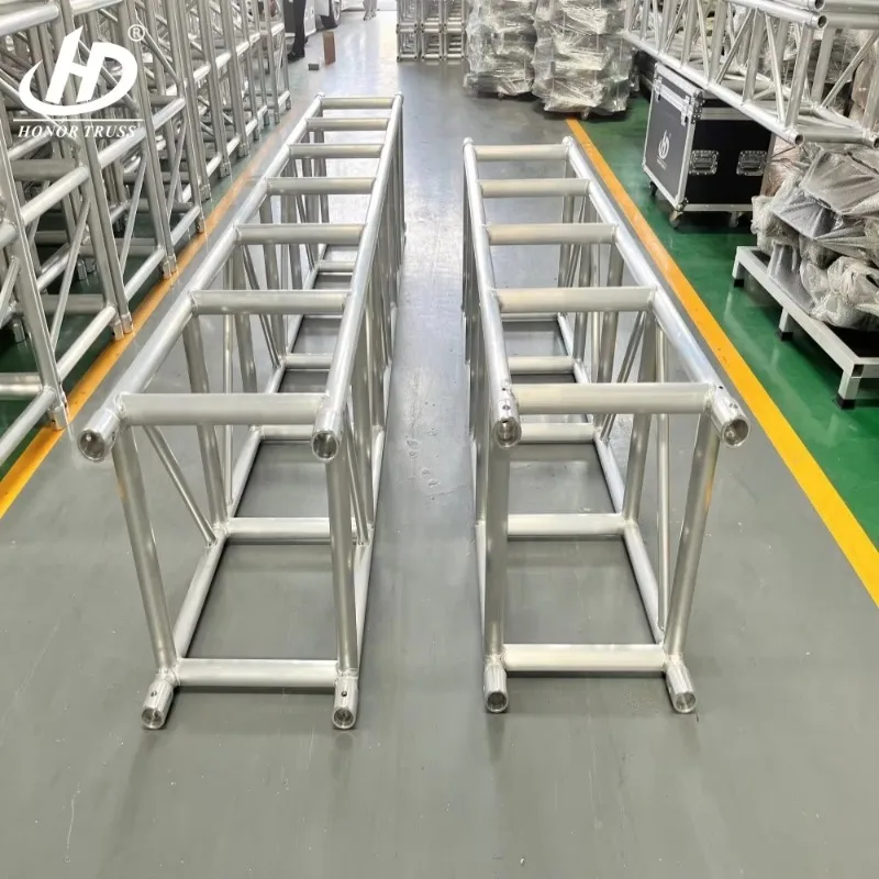 High Quality 300x300mm Spigot Truss Aluminum Display Truss Structure for Outdoor Stages