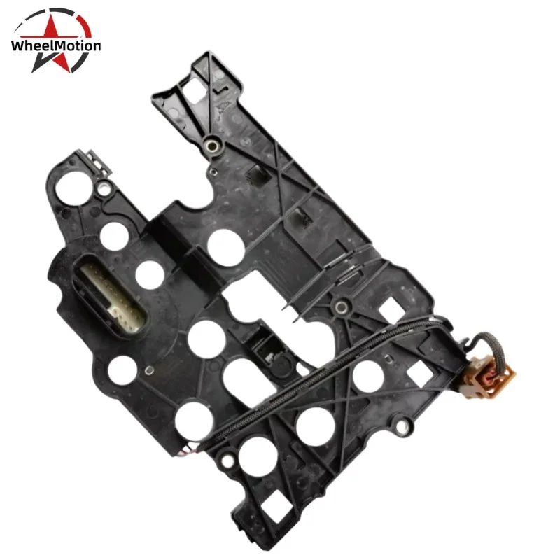 

OEM DV6P-7Z490-AA DV6P7Z490AA Car Accessories Transmission Valve Body Middle Separator Outer Separator For Ford Gearbox