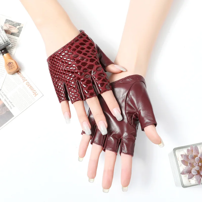 Real Leather Semi-Finger Gloves Female Fashion Snakeskin Printed Punk Cool Driving Half Finger Women Sheepskin Gloves YSW0066