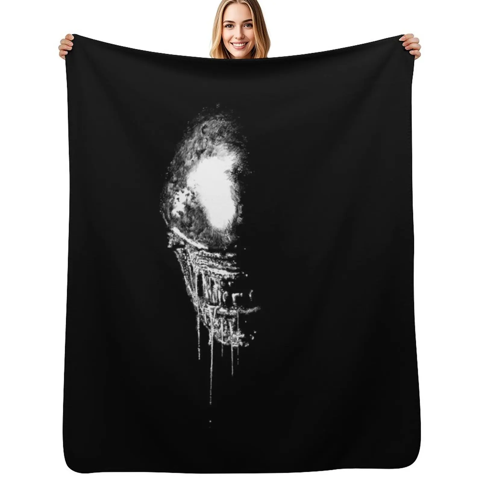 

Xenomorph Alien Throw Blanket Foldable Soft Warm Blanket for Outdoor Use