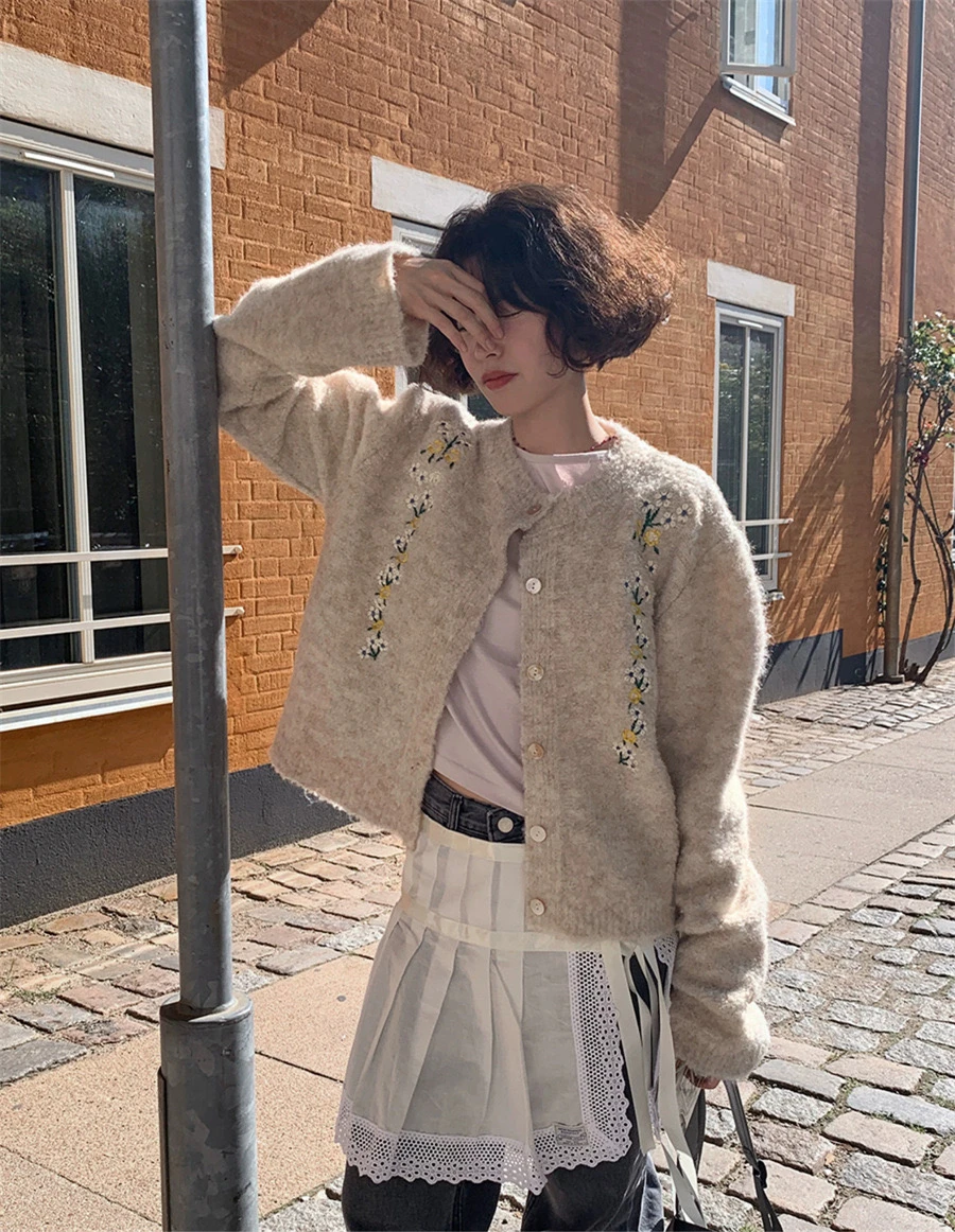 Fre المطرزة الأزهار الجولة Ne محبوك سترة مفتوحة Dongda بوابة أوائل الربيع جديد وصول المرأة فضفاضة تناسب طويلة Sve #1