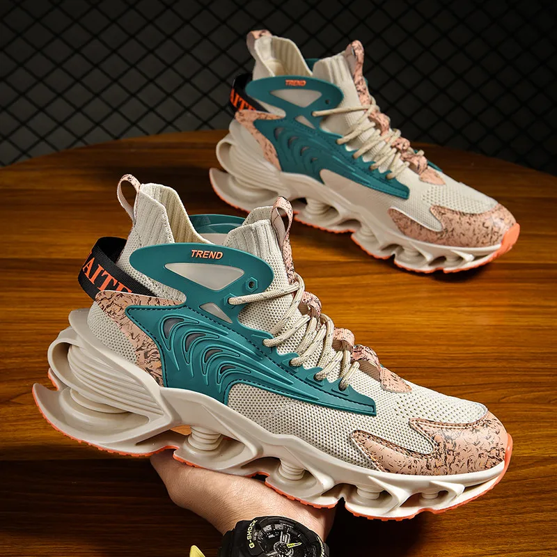 

Engineered for Ease: Men's Premium Casual Sneakers with Adaptive Fit Technology