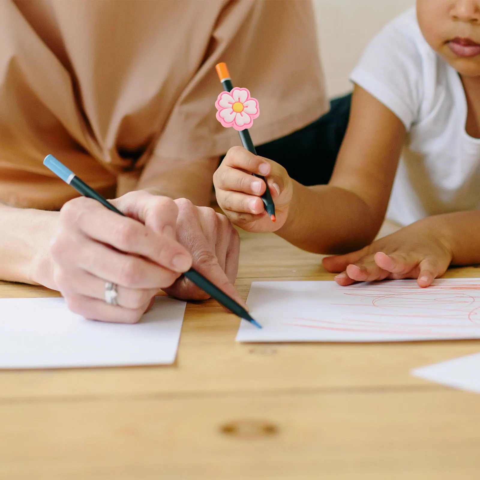 30 قطعة قلم رصاص سحر زهرة الزخرفية قلم رصاص توبر الأزهار القلم سحر مقاطع حامل لعيد الميلاد حفلة المدرسة جائزة الفصول الدراسية مكافأة