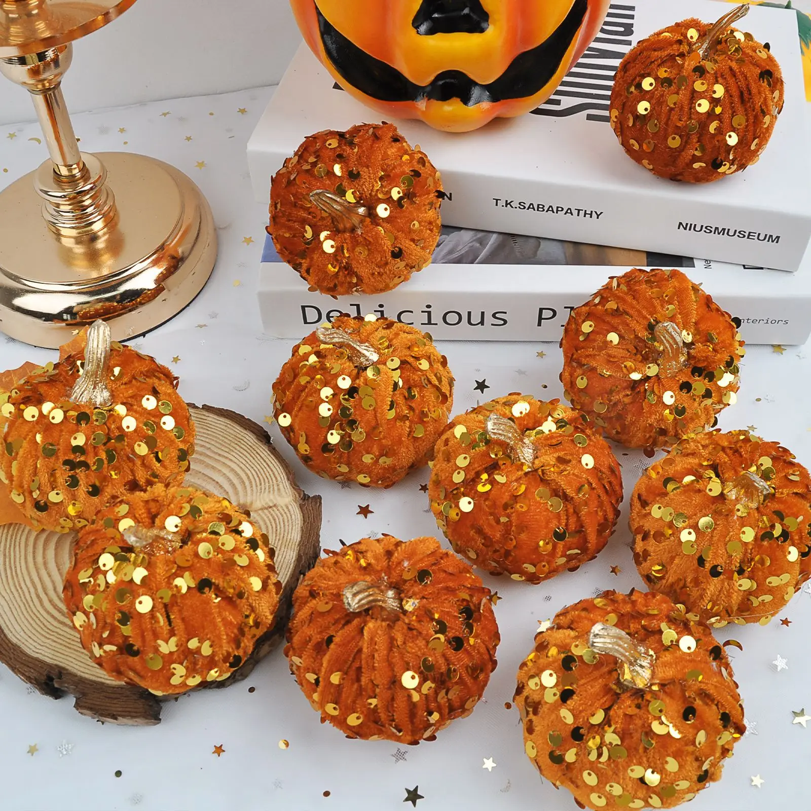 

6Pcs Thanksgiving Halloween Artificial Pumpkin Halloween Pumpkin Wreath Decoration Mini Sequin Pumpkin