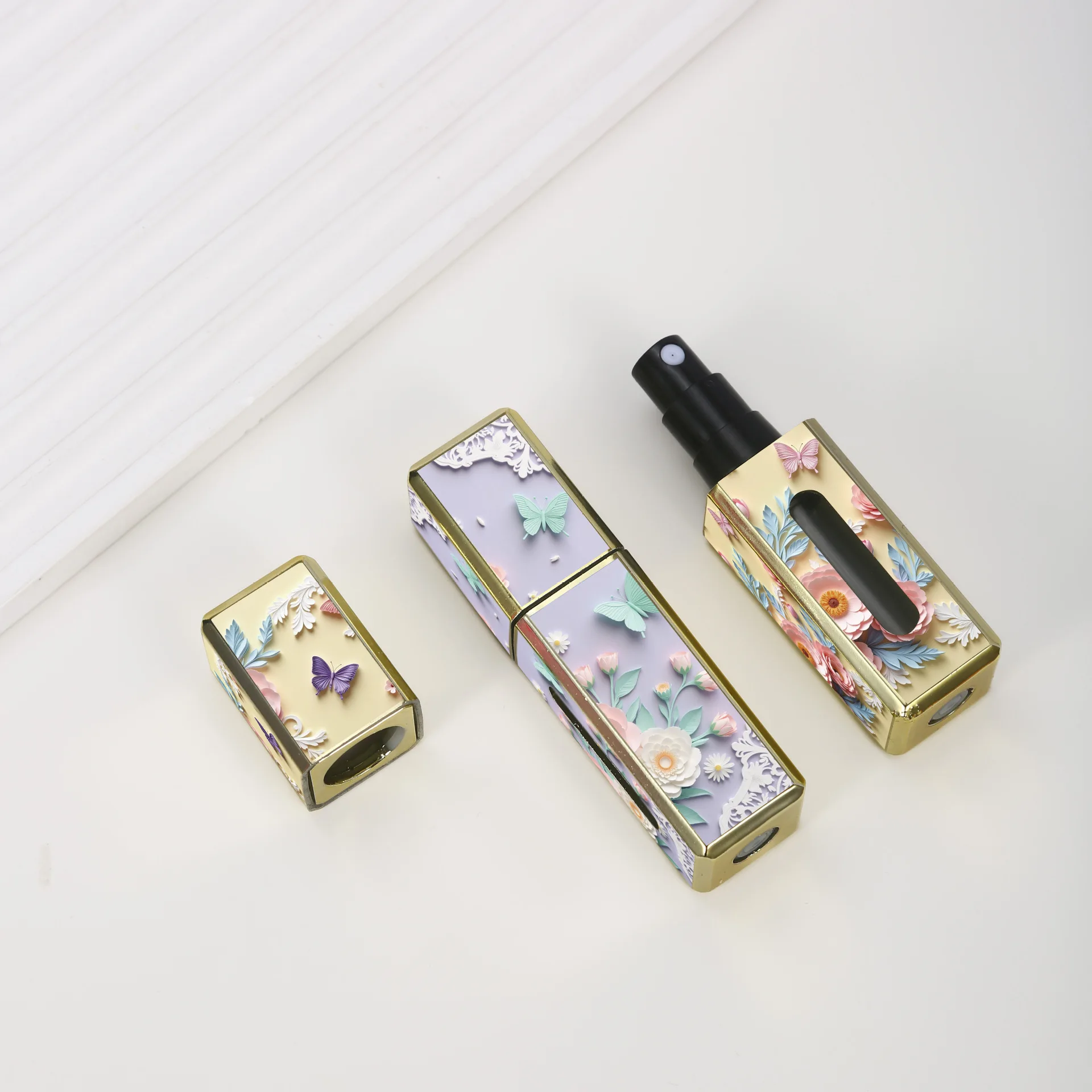 Delicate Embossed Flower Spray Bottle, Sample Refillable Bottle, Portable Perfume Bottle, Cosmetic Empty Bottle